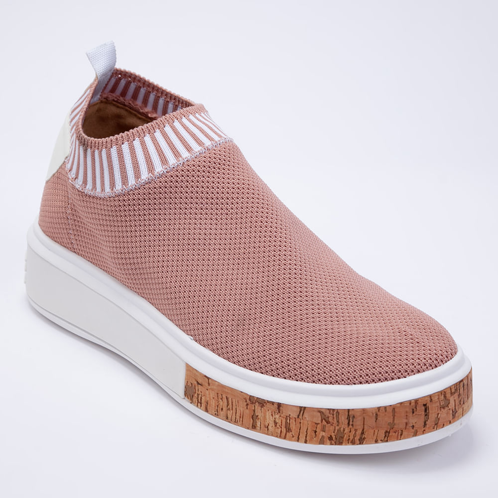 tenis com meia embutida