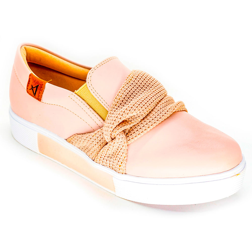 Tênis Feminino Slip On Detalhe Em Crochê - Nude