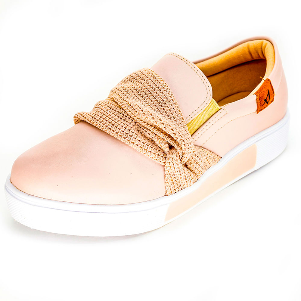 Tênis Feminino Slip On Detalhe Em Crochê - Nude