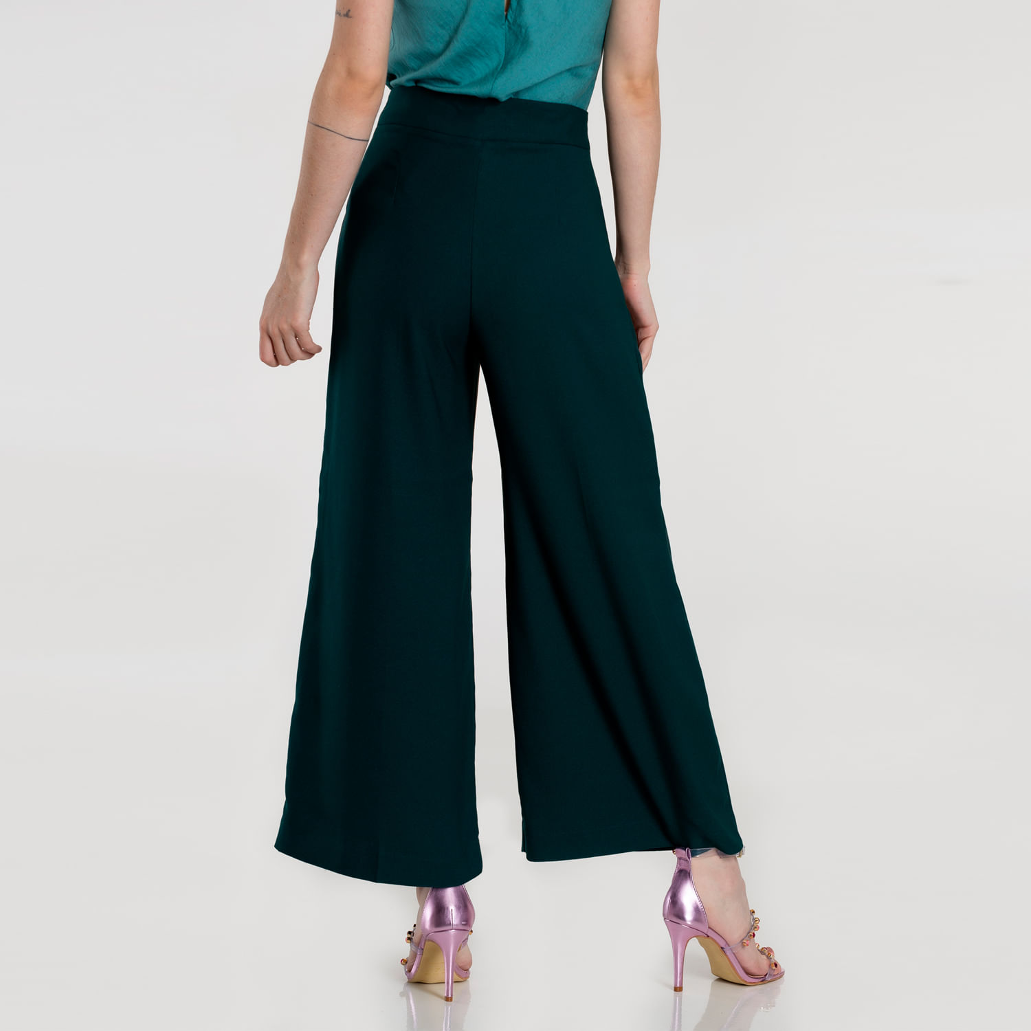 Calça Pantacourt Feminina Slim - Verde Musgo