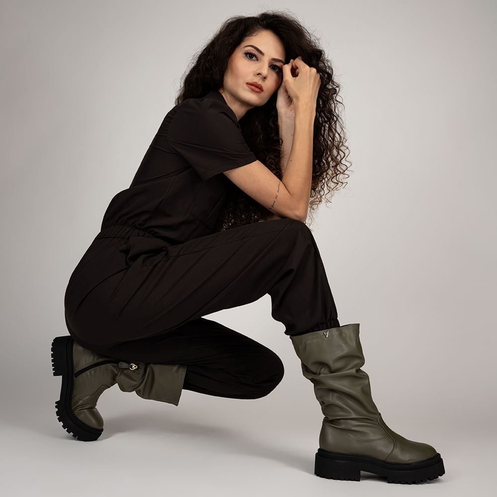 Bota Feminina Cano Longo Over Salto Tratorado  Verde