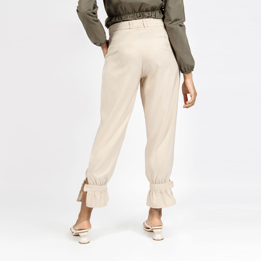 Calça Barra bufante Cintura Alta Natural